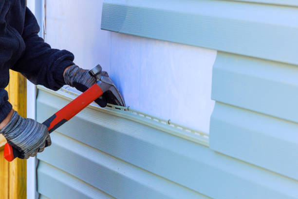 Reliable Emergency Siding Repair contractor in Geneva, OH by Squared Siding